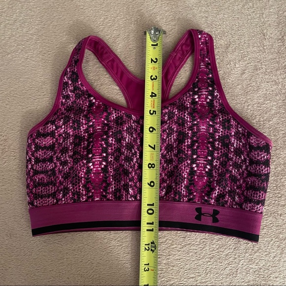 Under Armour Sports Bra - Picture 5 of 7